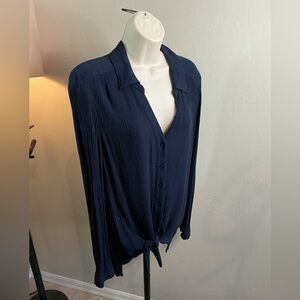 G.I.L.I. Navy Blue Women's tie front Blouse size 10